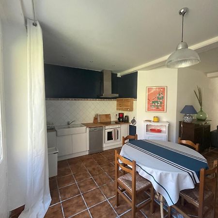 Gite Guiroya Saint-Jean-le-Vieux  Eksteriør billede